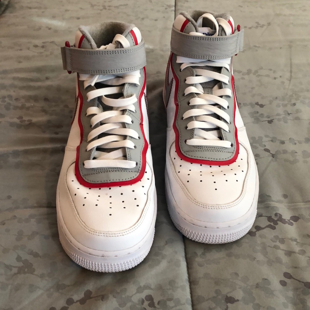Men’s Nike Air Force 1 shoes